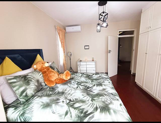 1.5 BEDROOM APARTMENT RENTED IN ESSENWOOD